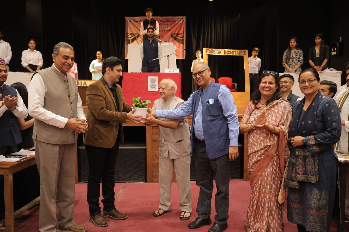 Yuva Sansad — Stage ceremony with guests